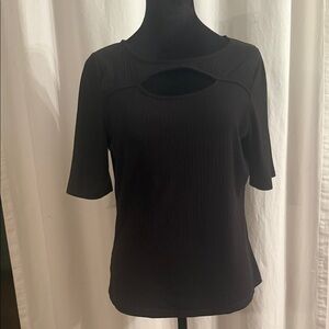Green Envelope Black Cutout Short Sleeve Top